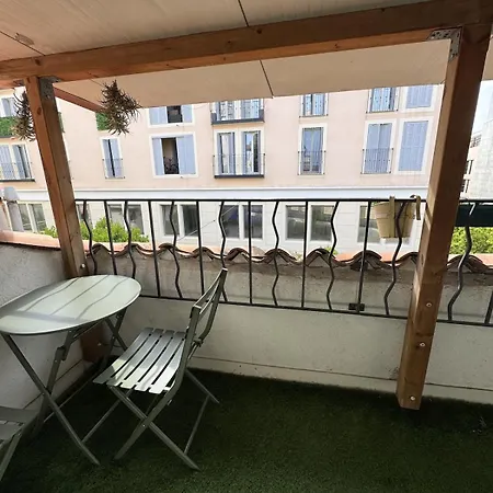 Апартаменти Maison De Quartier Lacan Vieil *